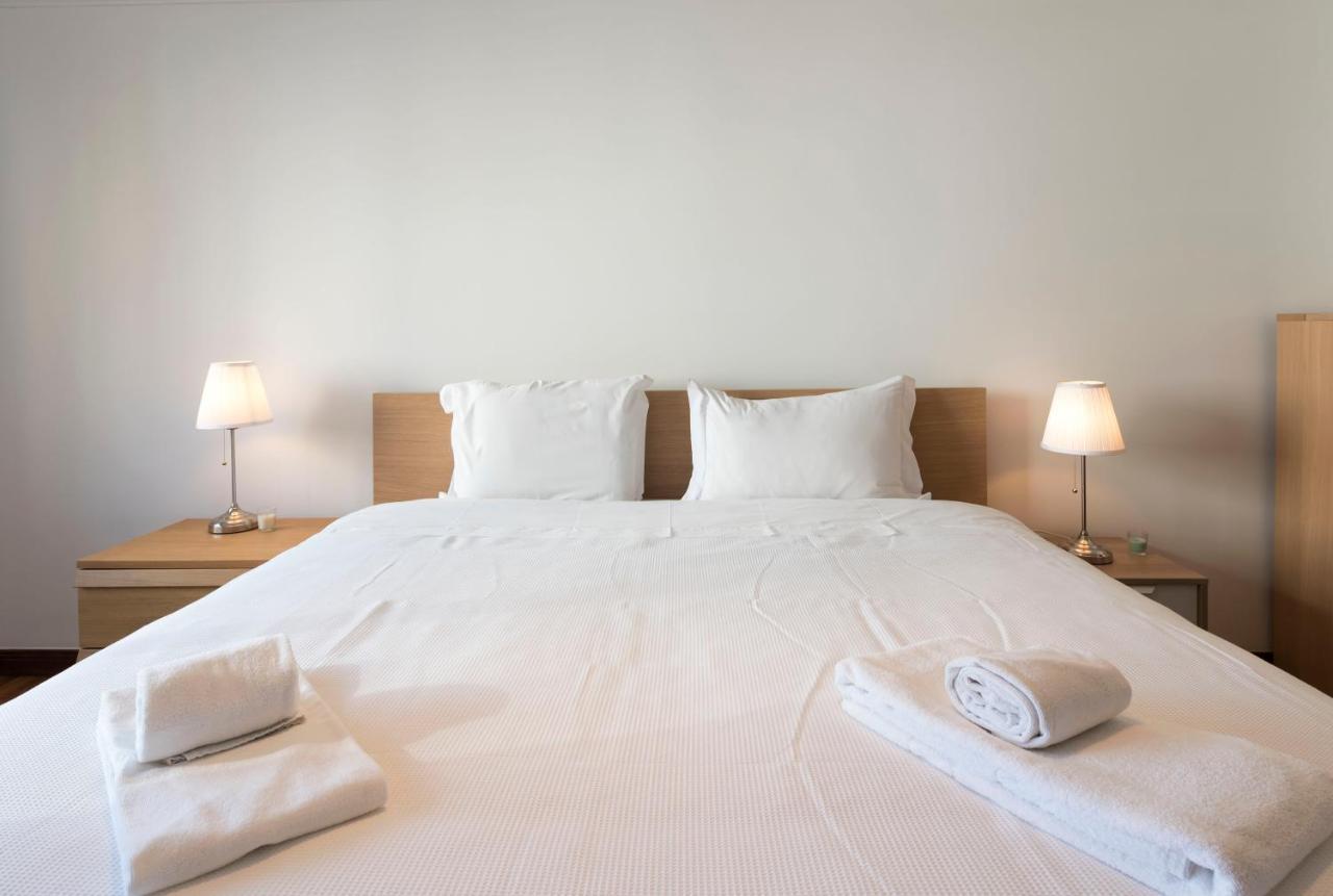 Lovelystay - Charming 3Br Flat W/ Free Parking In Devesas Вила-Нова-ди-Гая Экстерьер фото